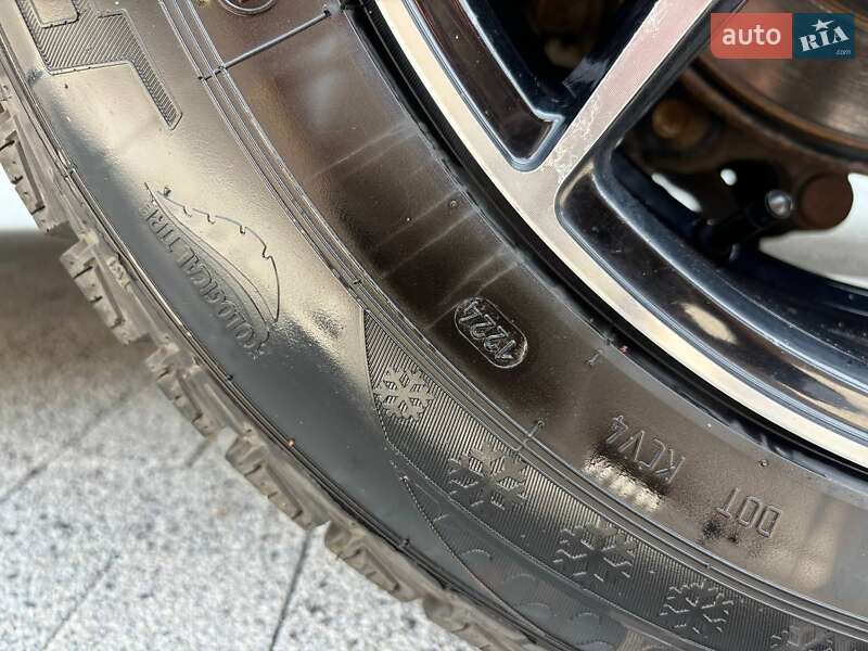 Внедорожник / Кроссовер Kia Sorento 2012 в Одессе