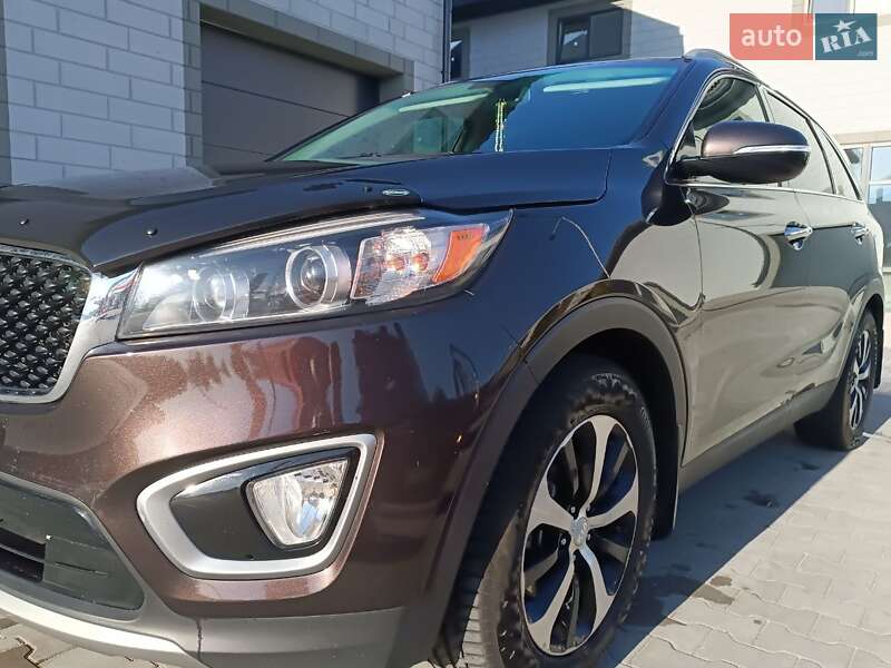 Позашляховик / Кросовер Kia Sorento 2016 в Києві