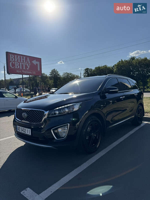 Внедорожник / Кроссовер Kia Sorento 2015 в Кривом Роге