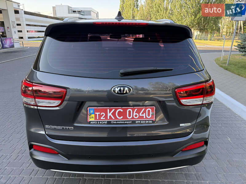 Внедорожник / Кроссовер Kia Sorento 2015 в Одессе