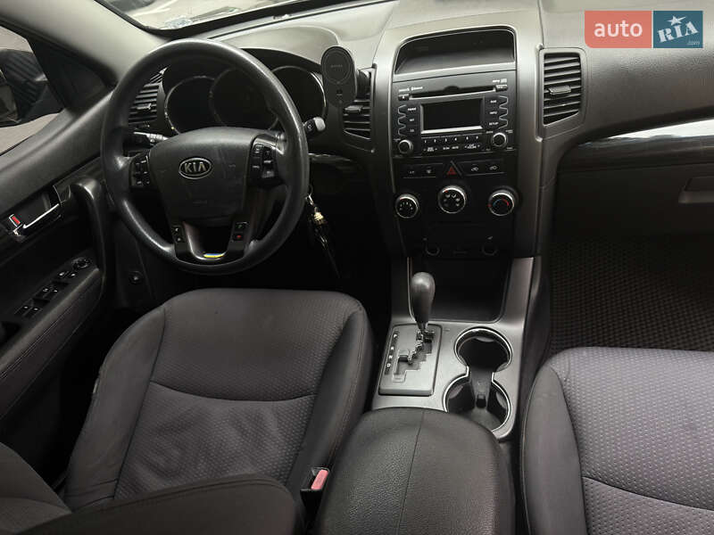 Внедорожник / Кроссовер Kia Sorento 2010 в Киеве