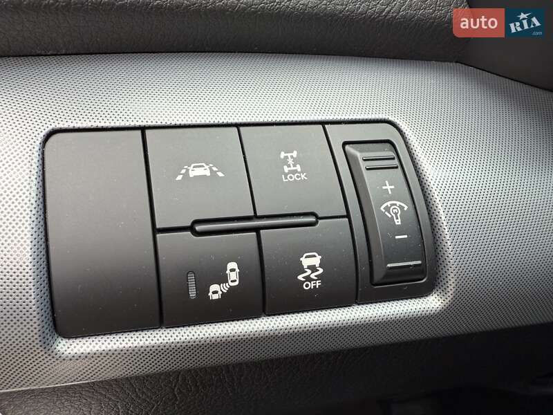 Позашляховик / Кросовер Kia Sorento 2014 в Стрию