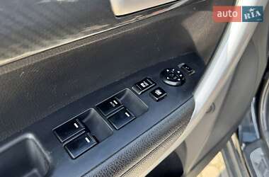 Внедорожник / Кроссовер Kia Sorento 2010 в 