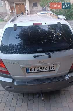 Внедорожник / Кроссовер Kia Sorento 2004 в 