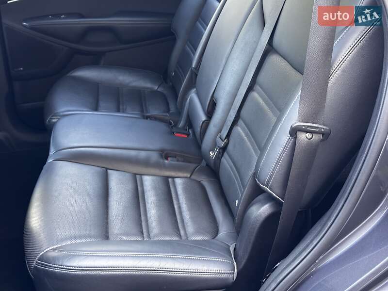 Позашляховик / Кросовер Kia Sorento 2015 в Стрию