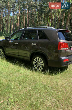 Внедорожник / Кроссовер Kia Sorento 2012 в 