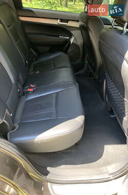 Внедорожник / Кроссовер Kia Sorento 2012 в 
