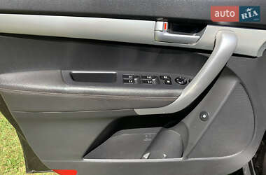 Внедорожник / Кроссовер Kia Sorento 2012 в 