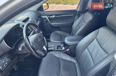 Внедорожник / Кроссовер Kia Sorento 2014 в 