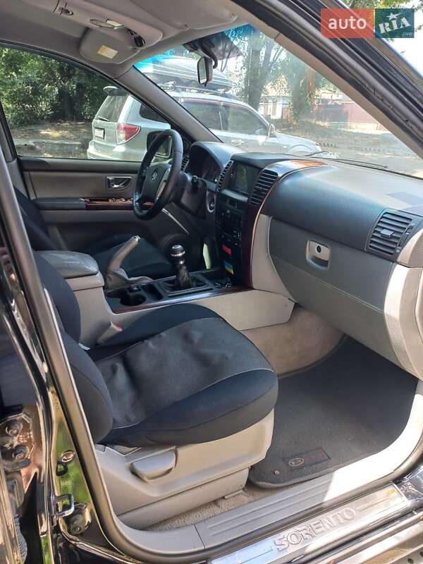 Позашляховик / Кросовер Kia Sorento 2005 в Дніпрі
