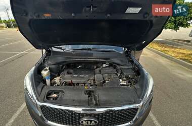 Внедорожник / Кроссовер Kia Sorento 2016 в 