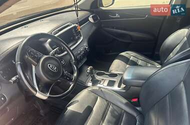 Внедорожник / Кроссовер Kia Sorento 2016 в 