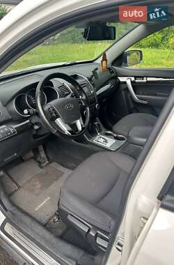 Внедорожник / Кроссовер Kia Sorento 2010 в 