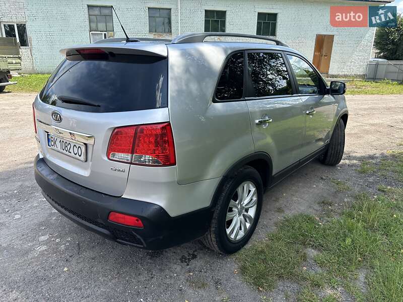 Внедорожник / Кроссовер Kia Sorento 2011 в Дубровице