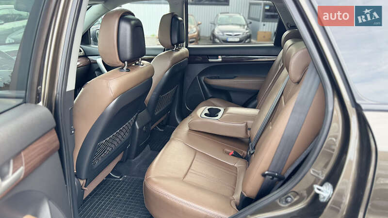 Внедорожник / Кроссовер Kia Sorento 2011 в Хмельницком