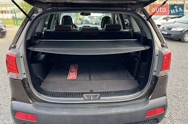 Внедорожник / Кроссовер Kia Sorento 2011 в 