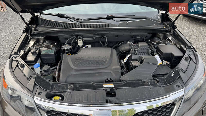 Внедорожник / Кроссовер Kia Sorento 2011 в Хмельницком