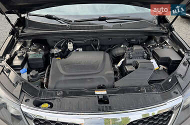 Внедорожник / Кроссовер Kia Sorento 2011 в 