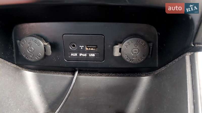 Внедорожник / Кроссовер Kia Sorento 2012 в Ивано-Франковске