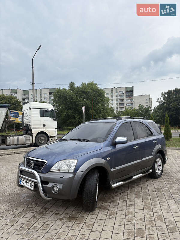 Внедорожник / Кроссовер Kia Sorento 2004 в Дрогобыче