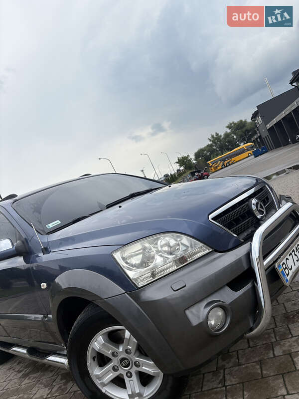 Внедорожник / Кроссовер Kia Sorento 2004 в Дрогобыче