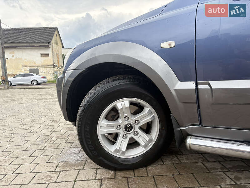 Внедорожник / Кроссовер Kia Sorento 2004 в Дрогобыче