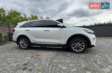 Внедорожник / Кроссовер Kia Sorento 2017 в 