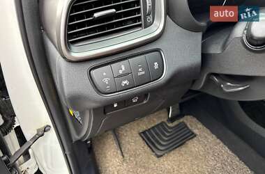 Внедорожник / Кроссовер Kia Sorento 2017 в 