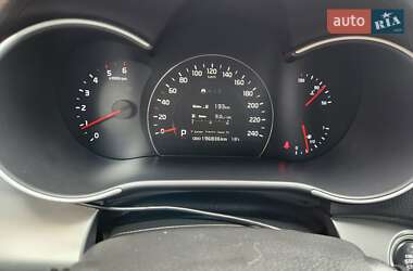 Внедорожник / Кроссовер Kia Sorento 2013 в 