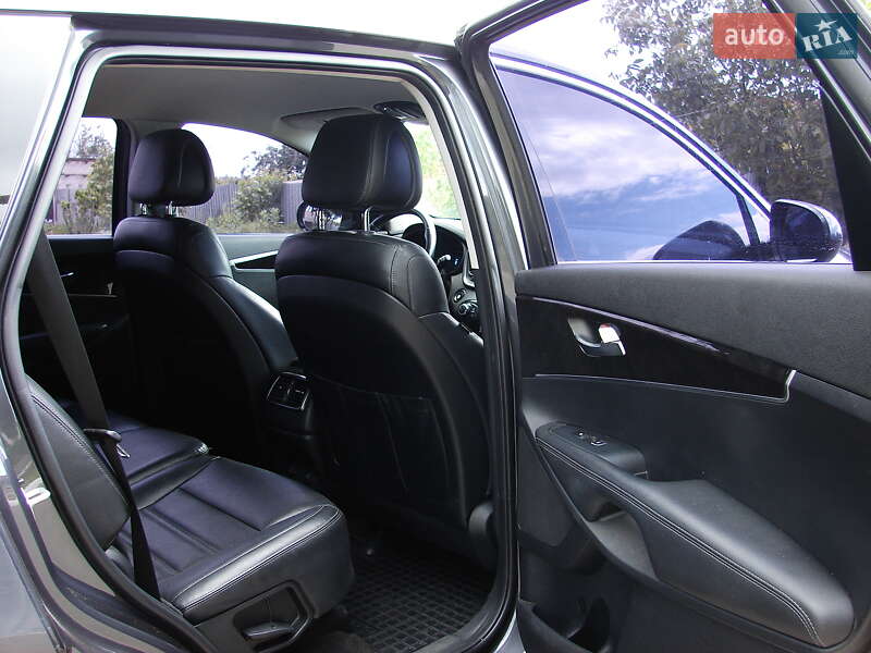 Внедорожник / Кроссовер Kia Sorento 2015 в Одессе
