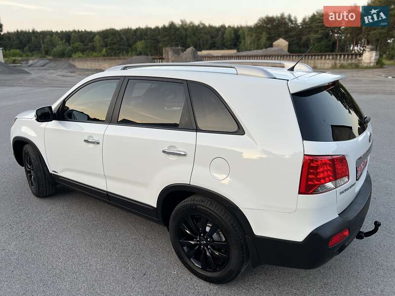 Внедорожник / Кроссовер Kia Sorento 2011 в Радивилове
