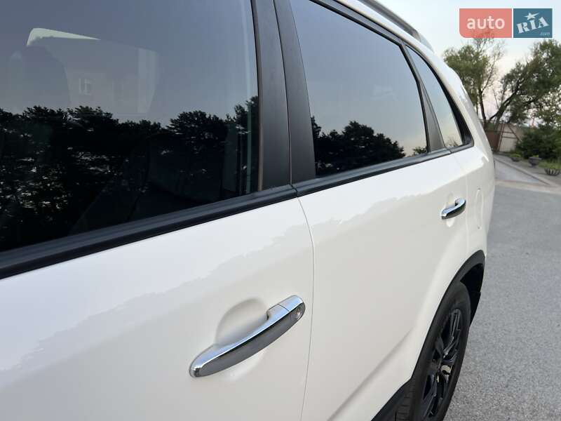 Внедорожник / Кроссовер Kia Sorento 2011 в Радивилове