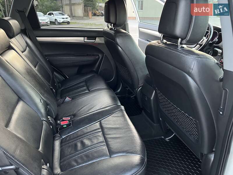 Внедорожник / Кроссовер Kia Sorento 2011 в Радивилове