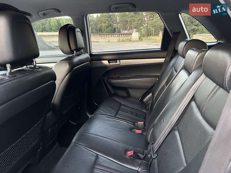 Внедорожник / Кроссовер Kia Sorento 2011 в Радивилове
