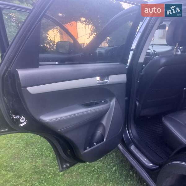 Внедорожник / Кроссовер Kia Sorento 2010 в Тлумаче