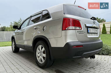 Внедорожник / Кроссовер Kia Sorento 2011 в 