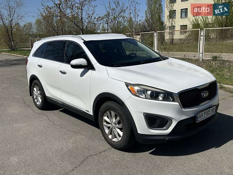 Внедорожник / Кроссовер Kia Sorento 2015 в Киеве
