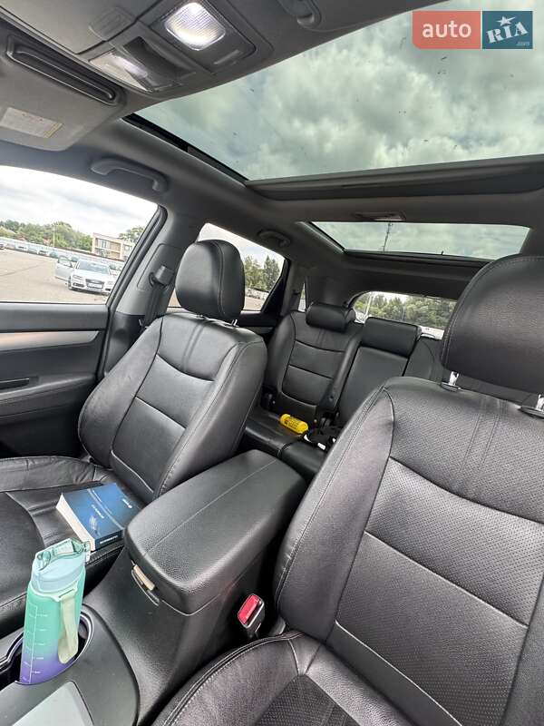 Внедорожник / Кроссовер Kia Sorento 2011 в Киеве