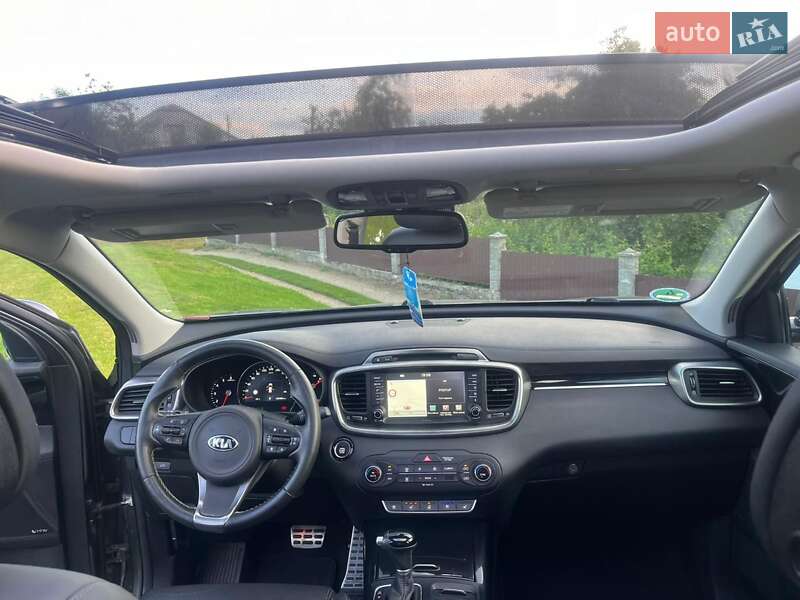 Внедорожник / Кроссовер Kia Sorento 2016 в Самборе