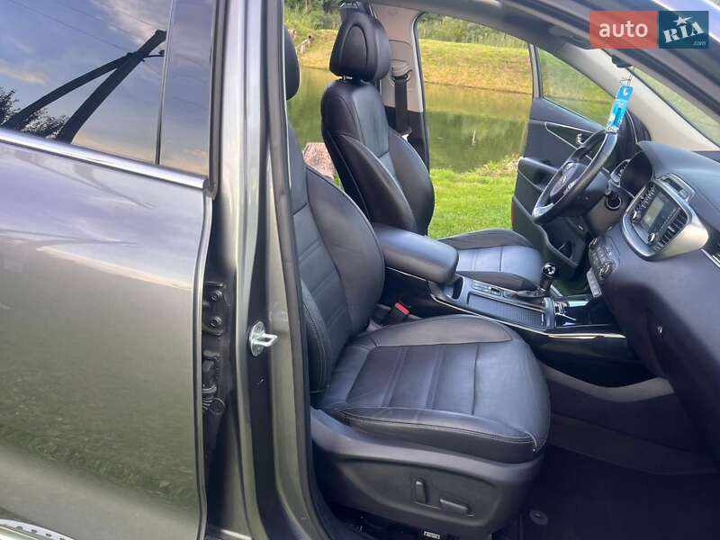Внедорожник / Кроссовер Kia Sorento 2016 в Самборе