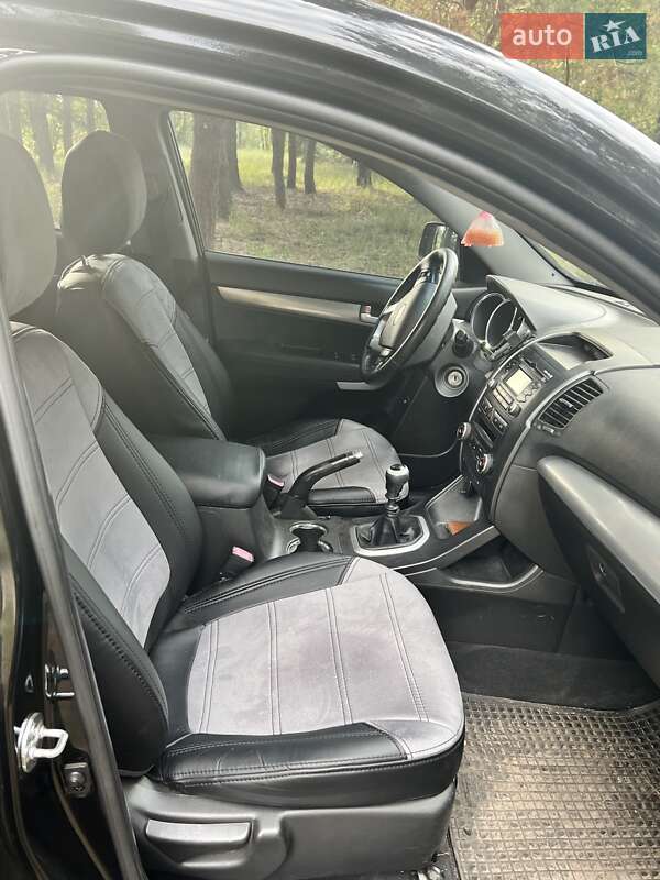Внедорожник / Кроссовер Kia Sorento 2010 в Ахтырке фото 13 Внедорожник / Кроссовер Kia Sorento 2010 в Ахтырке