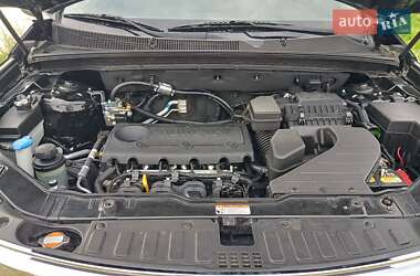 Внедорожник / Кроссовер Kia Sorento 2012 в 