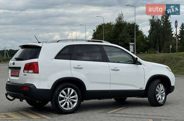 Внедорожник / Кроссовер Kia Sorento 2011 в 