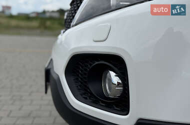 Внедорожник / Кроссовер Kia Sorento 2011 в 