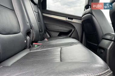 Внедорожник / Кроссовер Kia Sorento 2011 в 