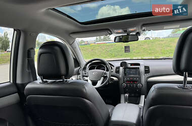Внедорожник / Кроссовер Kia Sorento 2011 в 