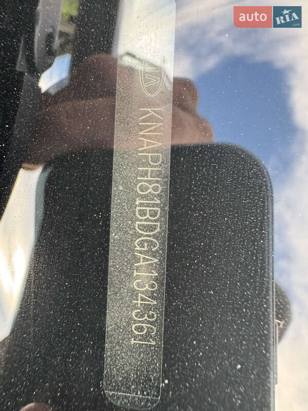 Позашляховик / Кросовер Kia Sorento 2015 в Києві