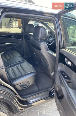 Внедорожник / Кроссовер Kia Sorento 2015 в 