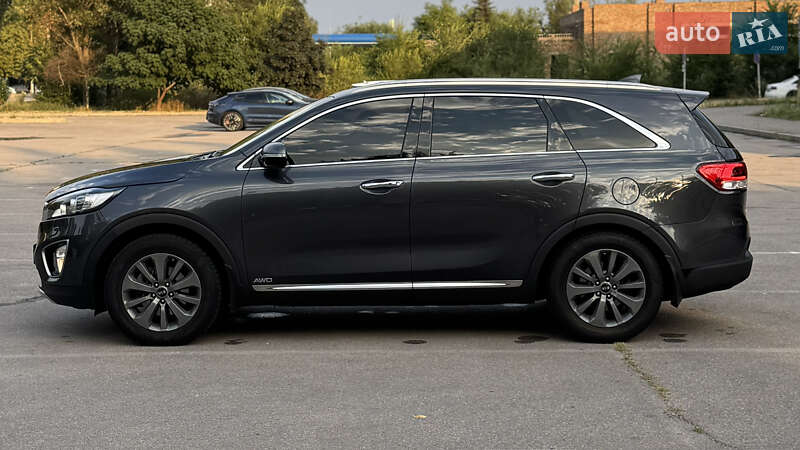 Внедорожник / Кроссовер Kia Sorento 2016 в Запорожье