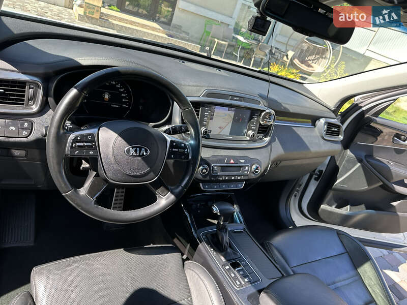 Внедорожник / Кроссовер Kia Sorento 2017 в Сумах фото 16 Внедорожник / Кроссовер Kia Sorento 2017 в Сумах